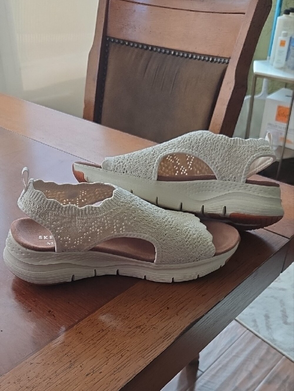 Skechers Martha Stewart Arch-fit Women’s Knit Sandal in Cream Size 9 - Picture 7 of 9